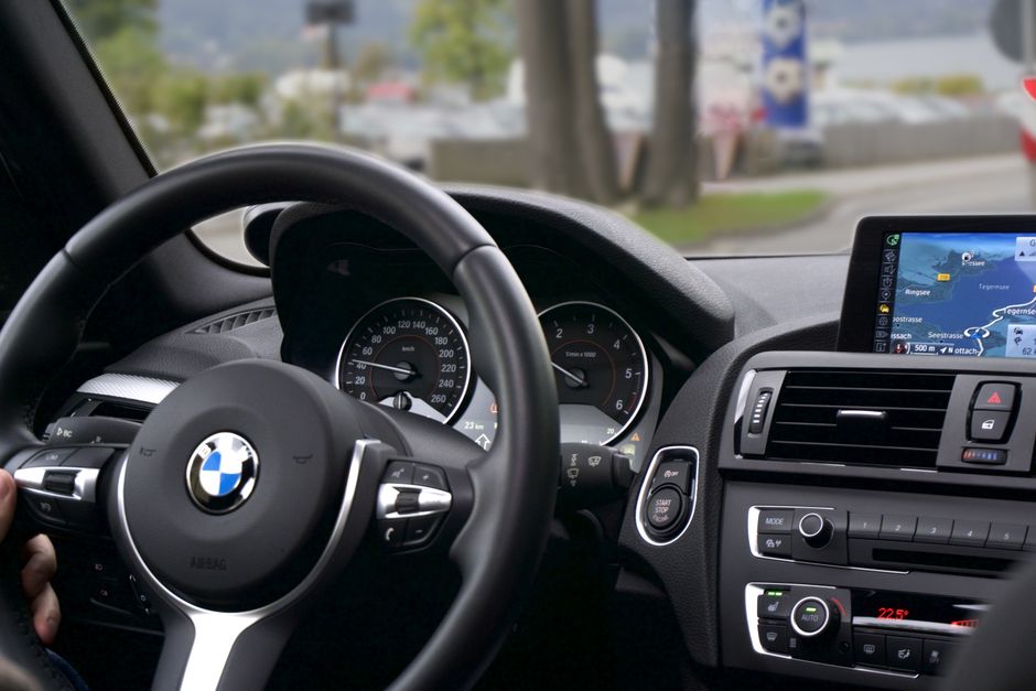 Top 5 Dash Cams for Night Driving: Clarity in the Dark