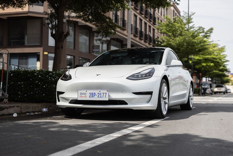 Tesla Insurance vs Traditional Car Insurance: Which Is Right for You?