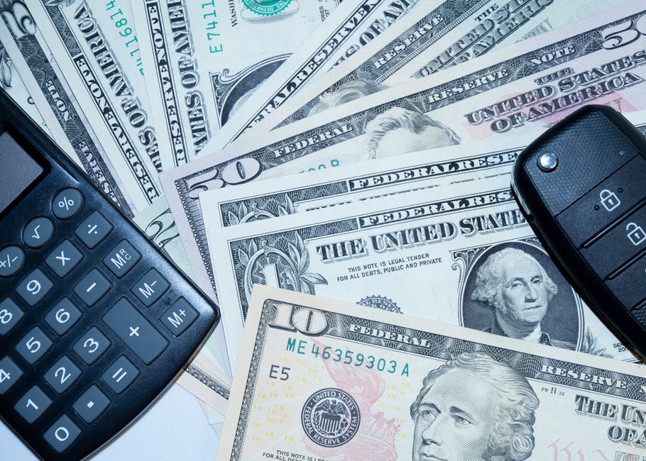 Auto Loan Refinancing vs. Trade-In: Choosing the Best Financial Move for You
